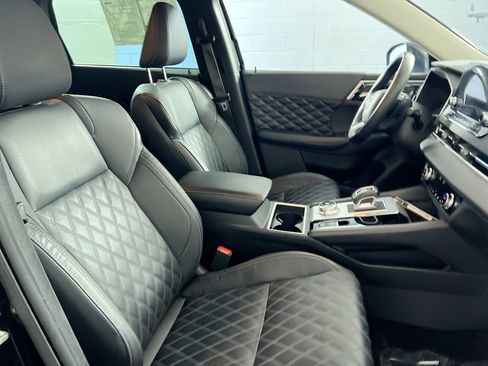 Used 2022 Mitsubishi Outlander SEL AWD/4WD image 28