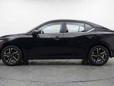 Used 2025 Nissan Sentra SV FWD image 5