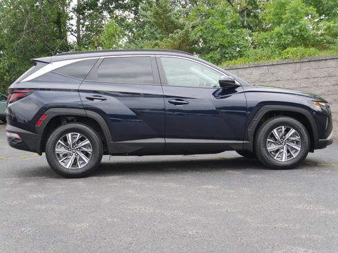 Used 2024 Hyundai Tucson Blue AWD/4WD image 8