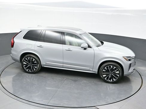New 2026 Volvo XC90 T8 Ultra w/ Protection Package Premier AWD/4WD image 23