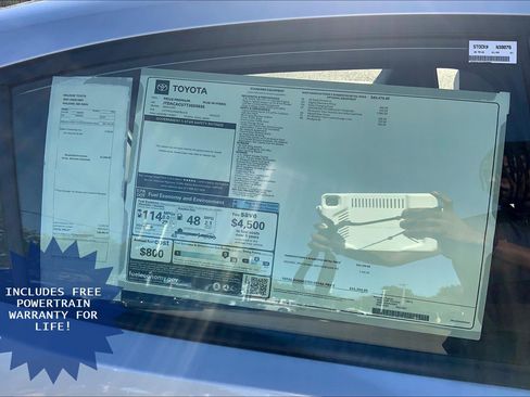 New 2026 Toyota Prius Plug-In Hybrid FWD image 18