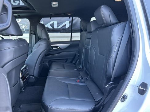 Used 2024 Lexus LX 600 F Sport AWD/4WD image 13