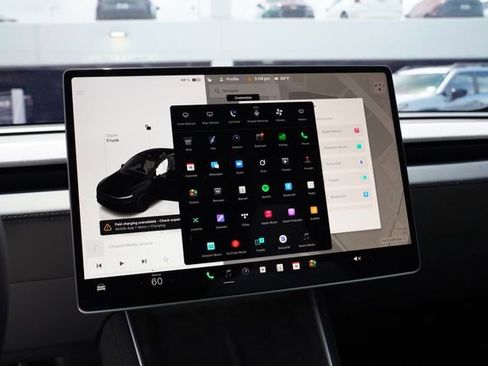 Used 2026 Tesla Model Y 2WD image 29