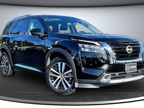 New 2025 Nissan Pathfinder Platinum w/ Cargo Package image 1