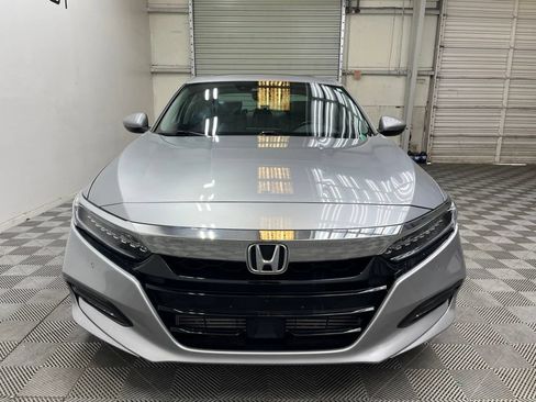 Used 2018 Honda Accord Touring image 9