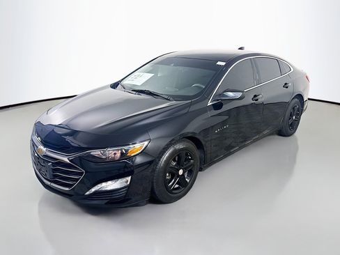 Used 2023 Chevrolet Malibu LT image 4