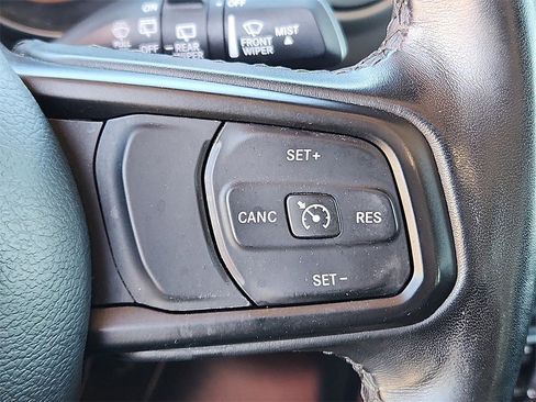 Used 2022 Jeep Wrangler Unlimited Sport image 29