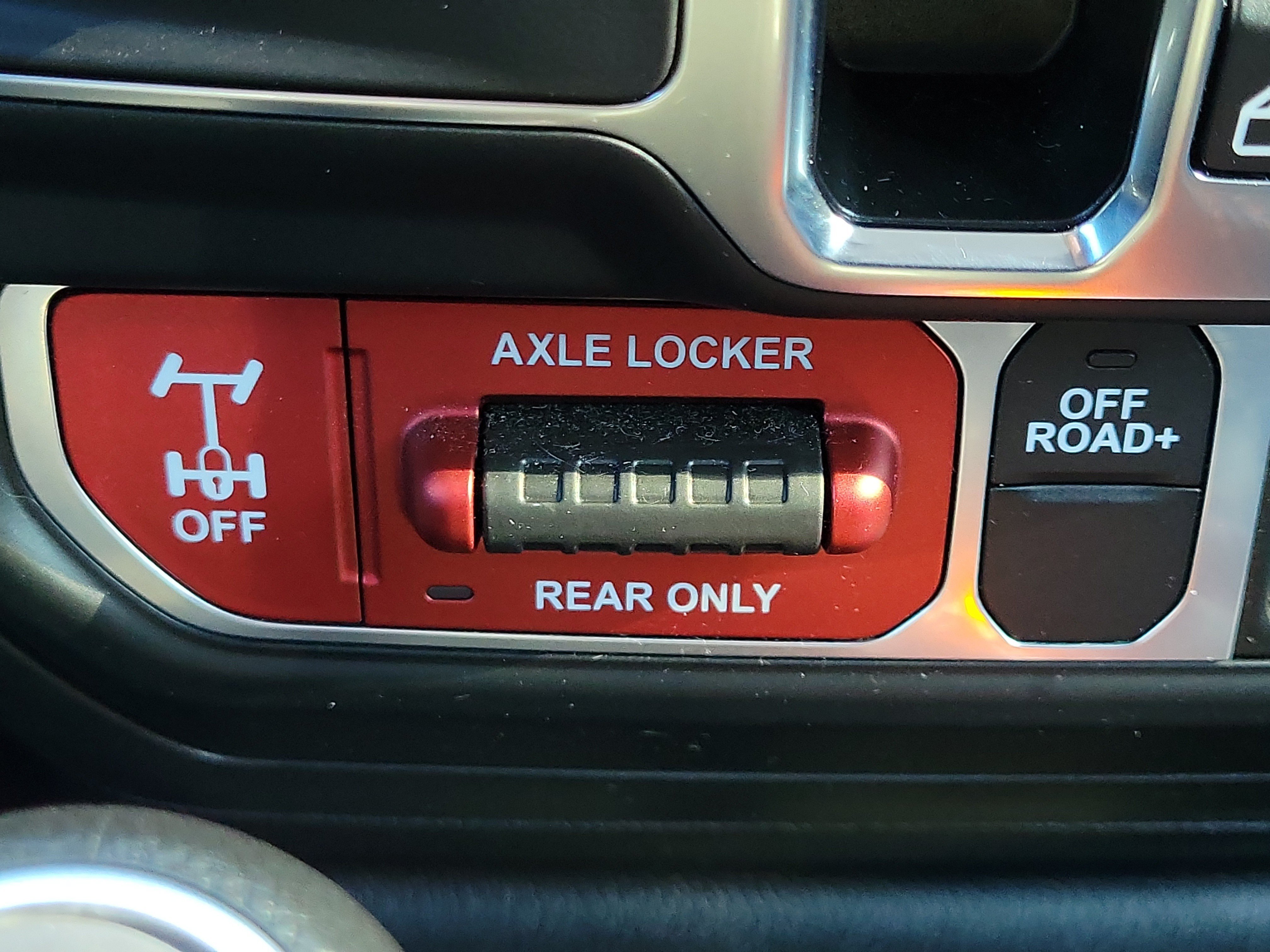 Used 2023 Jeep Gladiator Mojave w/ Trailer Tow Package AWD/4WD image 26