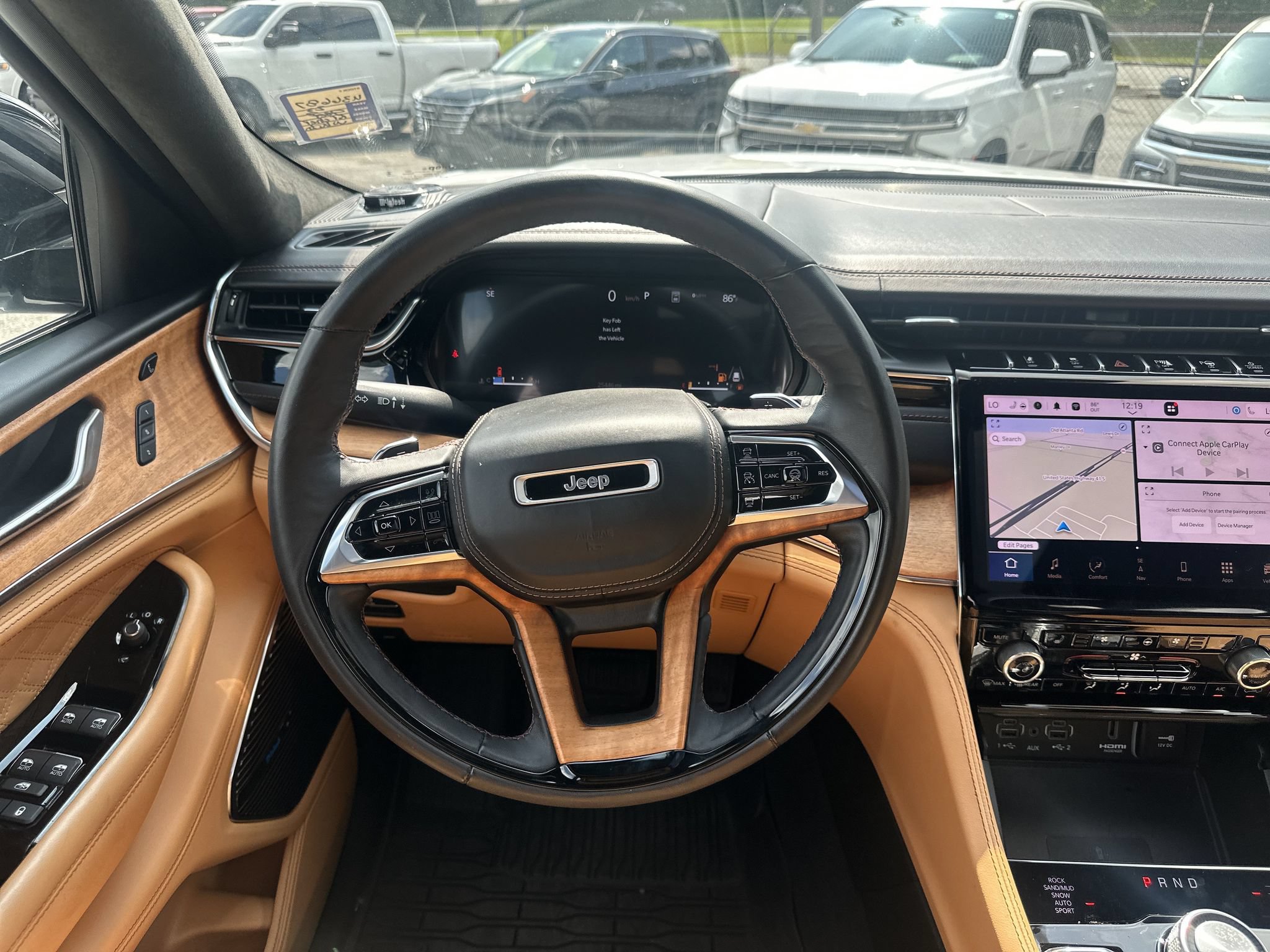 Used 2023 Jeep Grand Cherokee L Summit AWD/4WD image 23