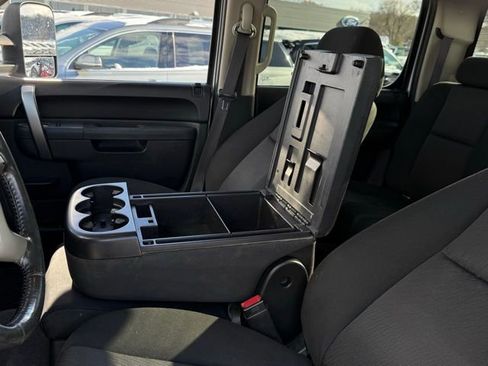 Used 2013 Chevrolet Silverado 2500 LT w/ Convenience Package image 20