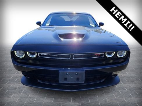 Used 2023 Dodge Challenger R/T image 2