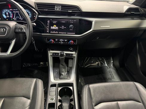 Used 2025 Audi Q3 2.0T Premium AWD/4WD image 37