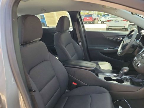 Used 2024 Chevrolet Malibu LT image 14