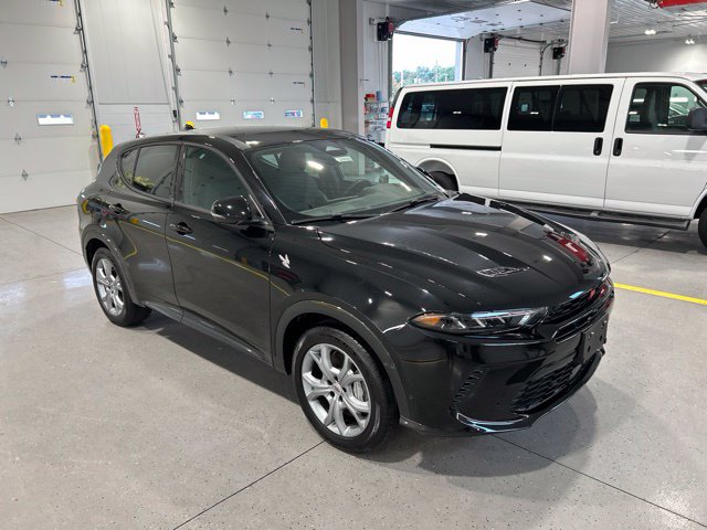 Used 2024 Dodge Hornet R/T Plus w/ Tech Pack Plus w/o Parking AWD/4WD image 7