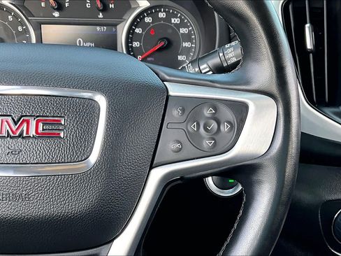 Used 2024 GMC Terrain SLT AWD/4WD image 25