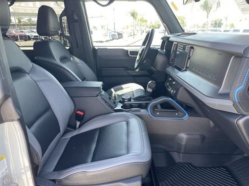 Used 2024 Ford Bronco Black Diamond AWD/4WD image 28