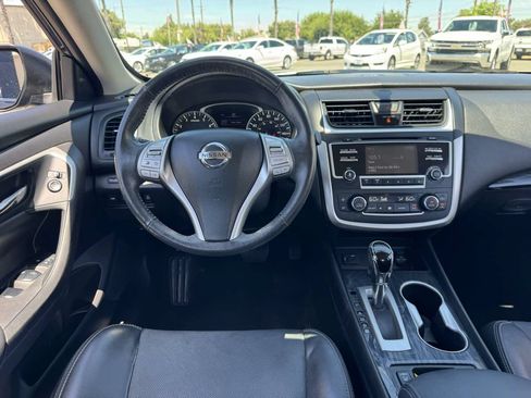 Used 2016 Nissan Altima 2.5 SL FWD image 21