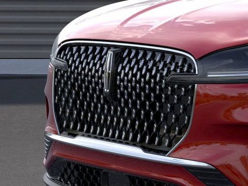 New 2026 Lincoln Aviator 2WD image 17