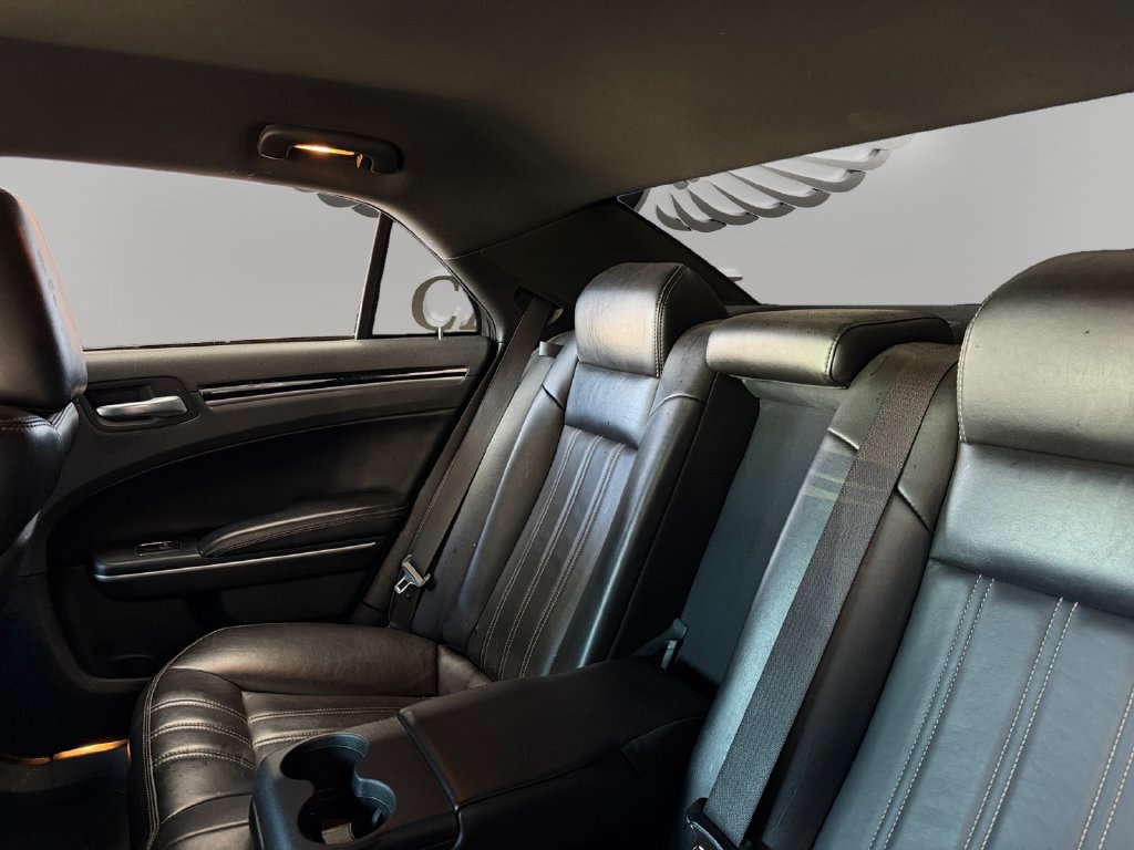 Used 2021 Chrysler 300 S RWD image 13
