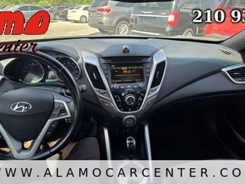 Used 2016 Hyundai Veloster w/ Option Group 02 FWD image 32