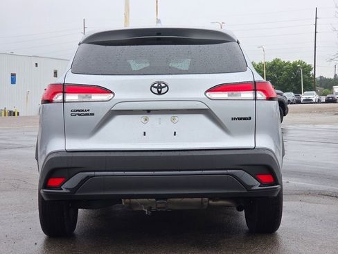 Used 2024 Toyota Corolla Cross AWD Hybrid image 21