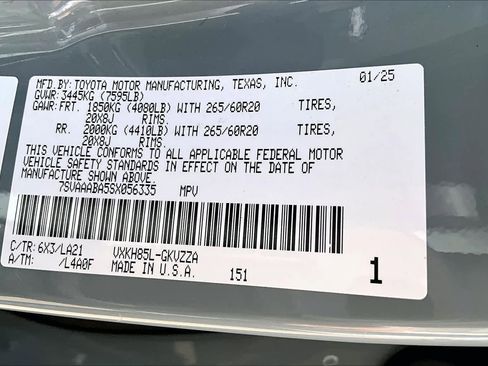 Used 2025 Toyota Sequoia Platinum w/ Tow Technology Package image 33