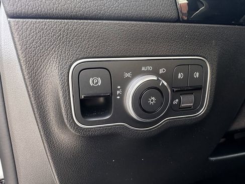 Certified 2022 Mercedes-Benz GLA 250 image 34