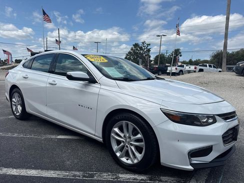 Used 2018 Chevrolet Malibu LT FWD image 9