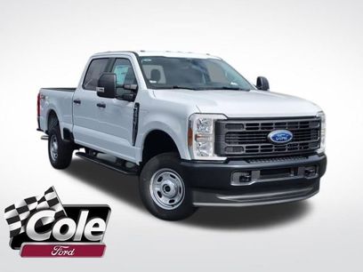 New 2026 Ford F250 XL w/ FX4 Off-Road Package
