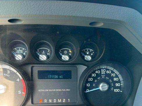 Used 2015 Ford F250 XLT AWD/4WD image 6