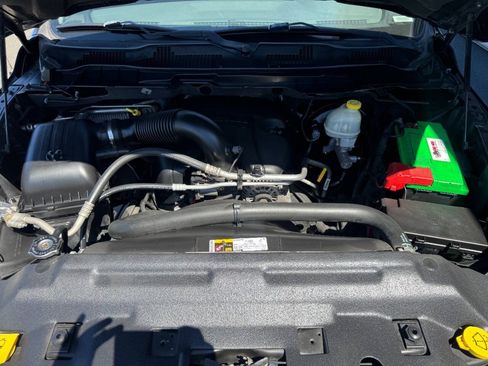 Used 2014 RAM 1500 Express RWD image 16