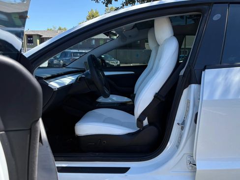 Used 2021 Tesla Model 3 Long Range AWD/4WD image 9