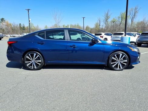 Used 2022 Nissan Altima 2.5 SR image 24