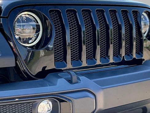 Used 2022 Jeep Wrangler Unlimited Sport AWD/4WD image 28