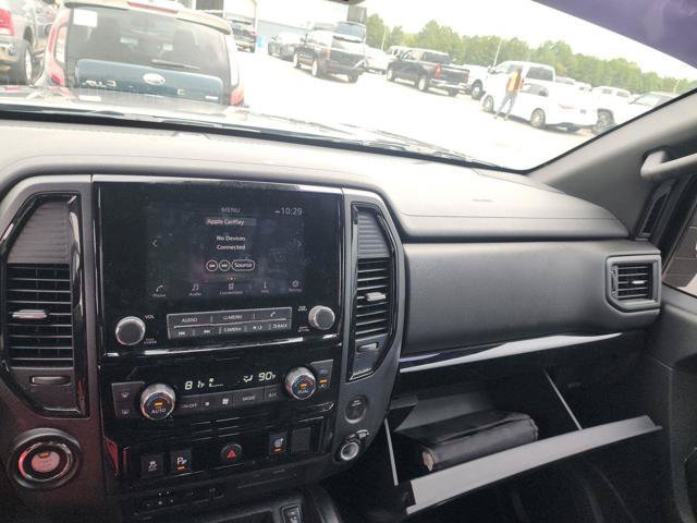 Used 2024 Nissan Titan SV RWD image 13