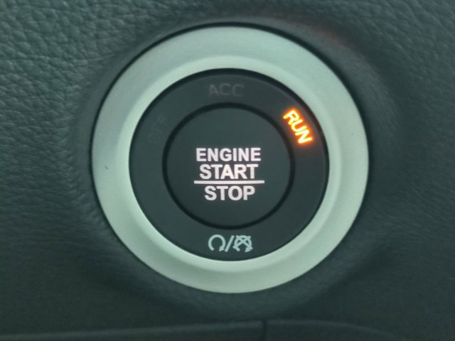 New 2026 Chrysler Pacifica Select AWD/4WD image 29