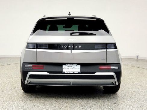 Used 2025 Hyundai Ioniq 5 SEL image 6