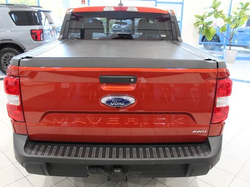 Used 2024 Ford Maverick Lariat w/ 4K Tow Package image 6