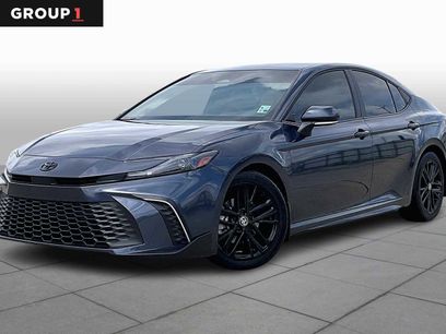 Used 2026 Toyota Camry SE w/ Convenience Package