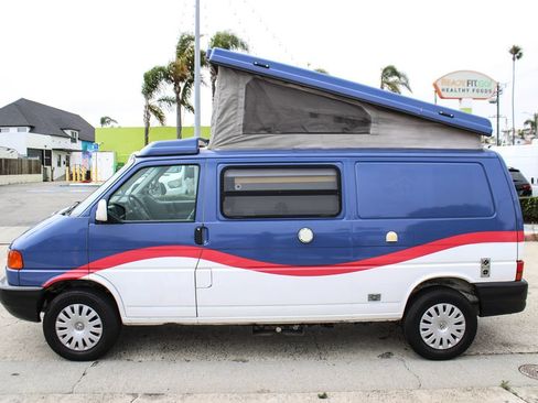 Used 1997 Volkswagen Eurovan Camper FWD image 2