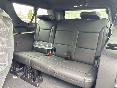 New 2026 GMC Yukon XL Denali w/ Advanced Technology Package image 9