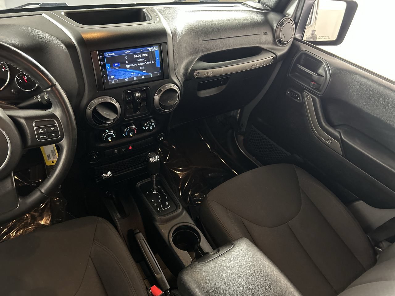 Used 2018 Jeep Wrangler Unlimited Sport S AWD/4WD image 22