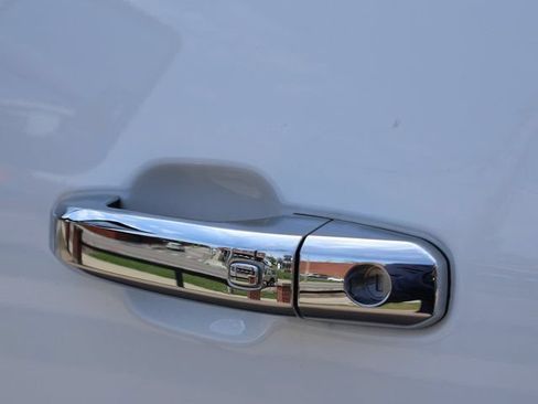 Certified 2024 Chevrolet Silverado 2500 LTZ AWD/4WD image 26
