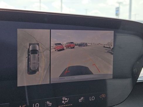 New 2026 Buick Enclave Sport Touring w/ Power Package image 4