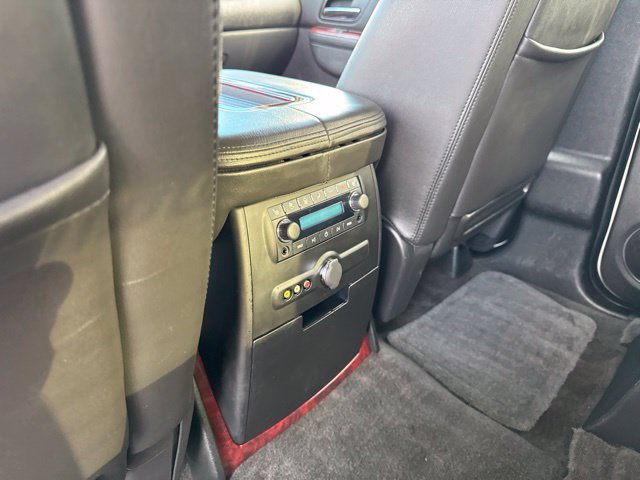 Used 2013 Cadillac Escalade Premium AWD/4WD image 28