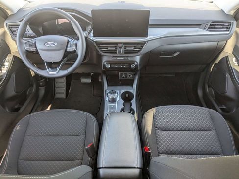 Used 2024 Ford Escape Active w/ Tech Pack #2 AWD/4WD image 17