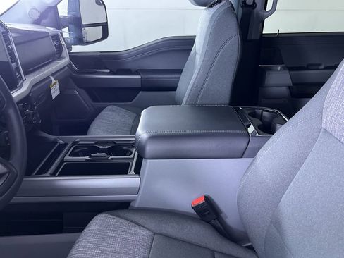 New 2026 Ford F250 XLT w/ XLT Premium Package image 22