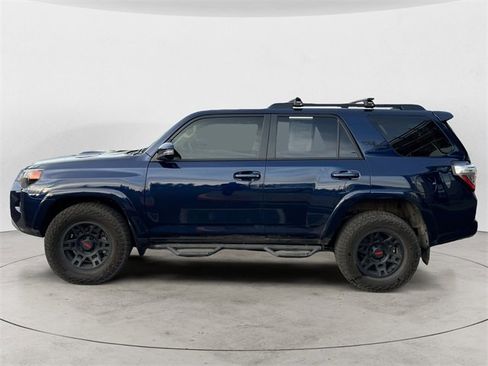Used 2023 Toyota 4Runner TRD Off-Road Premium image 2
