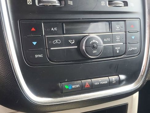 Used 2012 Chrysler Town & Country Touring w/ Entertainment Group #1 image 25