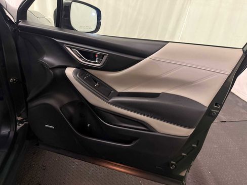 Certified 2023 Subaru Forester Limited image 29